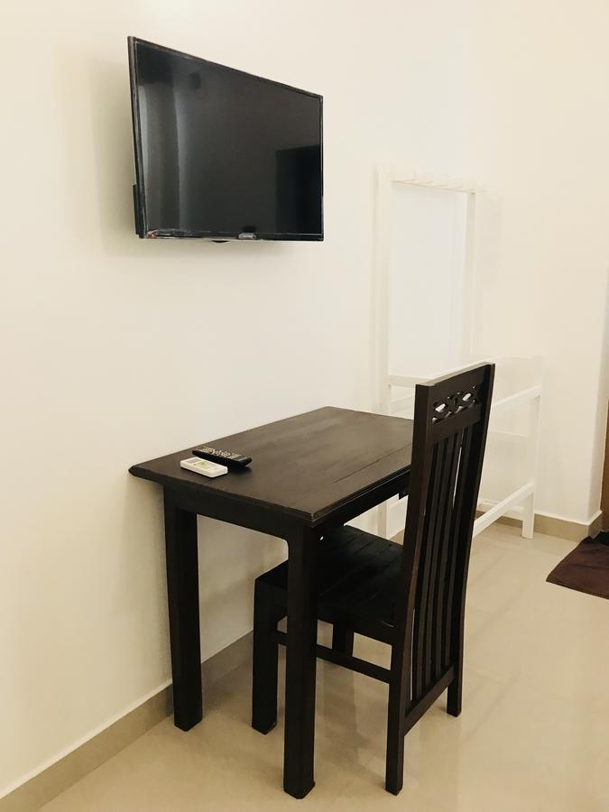 Hotel Royal White Tourist Rest Anuradhapura Zewnętrze zdjęcie