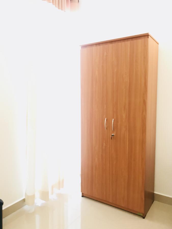Hotel Royal White Tourist Rest Anuradhapura Zewnętrze zdjęcie